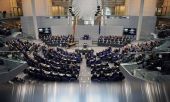 Bloomberg: Το ελληνικό πρόγραμμα κινδυνεύει από Γερμανούς βουλευτές