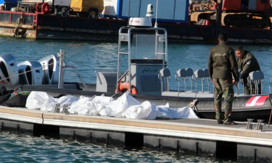 Δεκάδες νεκροί από ναυάγιο σκάφους με μετανάστες στην Τυνησία