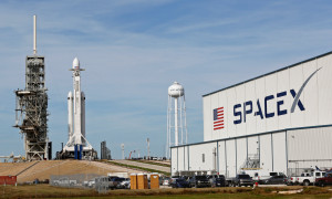 SpaceX: Στο τραπέζι δημόσια εγγραφή - μαμούθ έως 50 δισ. δολάρια