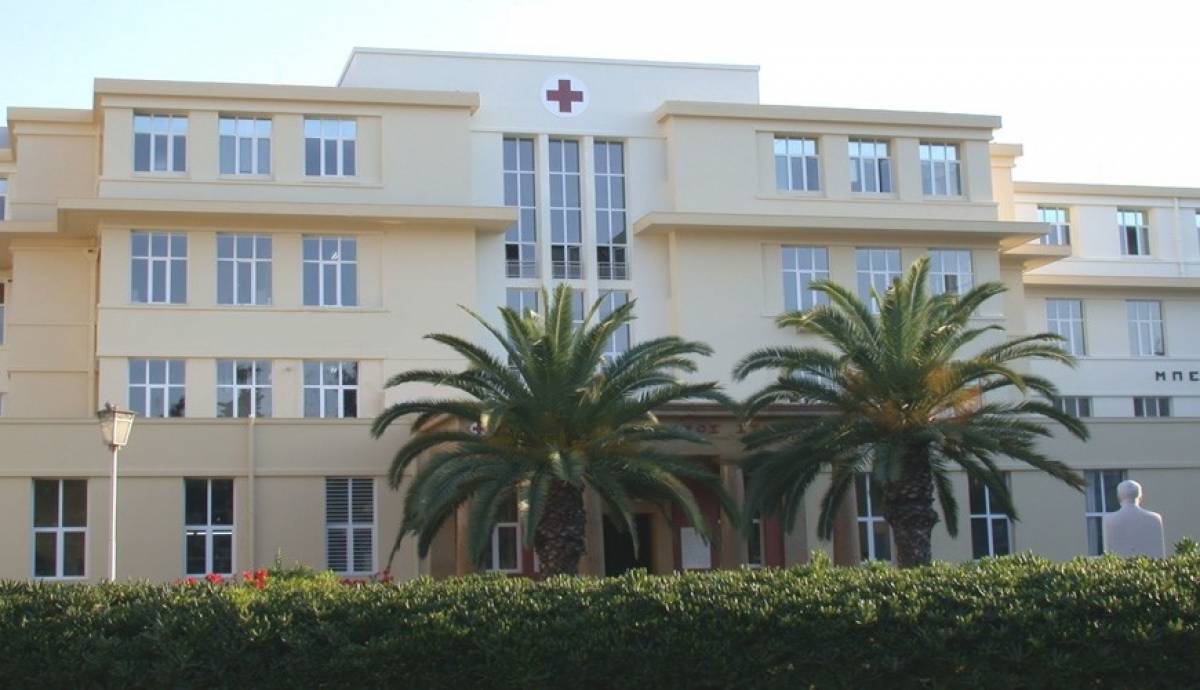 Ερυθρός Σταυρός: 60χρονος αφαίρεσε τη μάσκα οξυγόνου από 76χρονο!