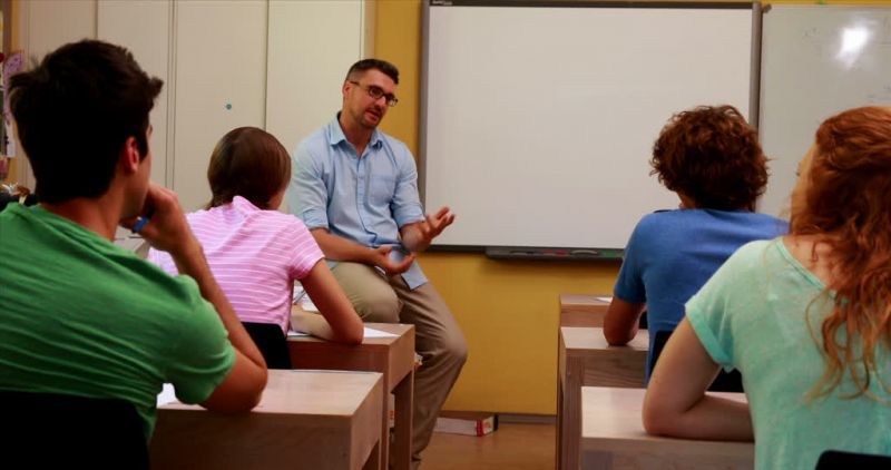 ΟΟΣΑ: Οργιάζει η παραπαιδεία στην Ελλάδα
