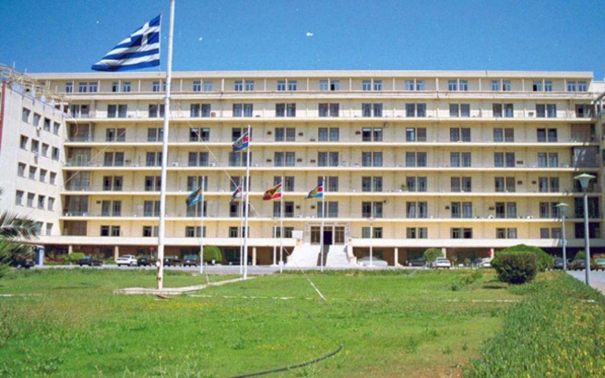 ΓΕΕΘΑ: Ξεκίνησε η παραγωγή αντισηπτικού από κατασχεμένες ποσότητες αιθυλικής αλκοόλης