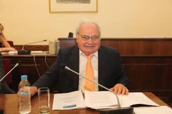 Ρακιντζής στους FT: Η Ελλάδα είναι πολύ διεφθαρμένη