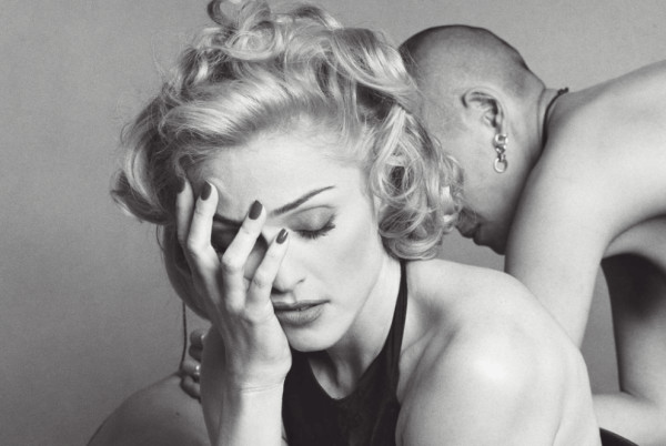 Madonna: Για πρώτη φορά σε δημοπρασία οι αμφιλεγόμενες φωτογραφίες του λευκώματος “Sex”