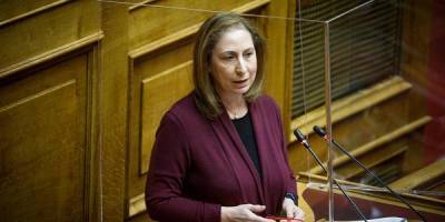 Ξενογιαννακοπούλου: Η κυβέρνηση ετοιμάζει εργασιακό «οδοστρωτήρα»