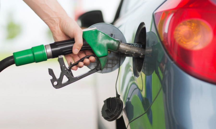 Τι γίνεται με τον… αυτόματο μηχανισμό αύξησης των τιμών στα καύσιμα;