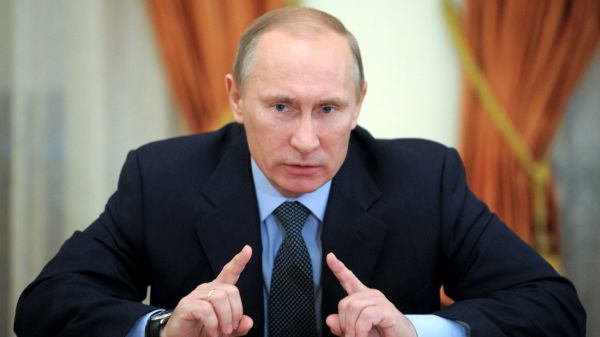 Β.Πούτιν: Οι οδηγίες των υπουργείων δεν είναι υπεράνω του νόμου