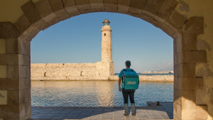 Η Wolt επεκτείνει την παρουσία της στο Ρέθυμνο