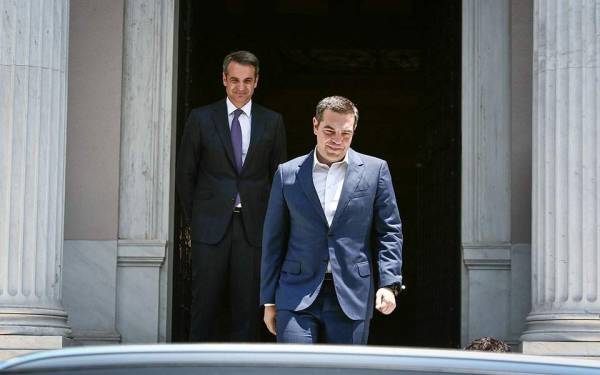 Εφυγαν κι άφησαν πίσω τους… μπίχλα και τσιγαρίλα