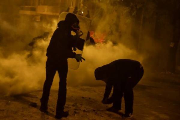 Εξάρχεια: Μεταμεσονύκτια επεισόδια με μολότοφ κατά αστυνομικών