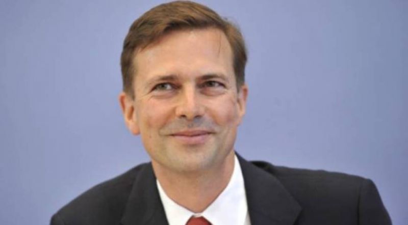 Ζάιμπερτ: Παράλογες οι κατηγορίες Ερντογάν
