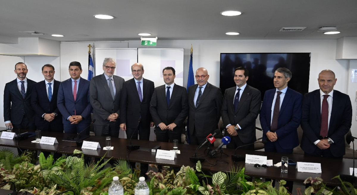 ΤΑΙΠΕΔ: Στον όμιλο Grimaldi και επίσημα το λιμάνι του Ηρακλείου