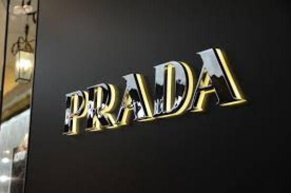Μειώθηκαν οι πωλήσεις της Prada το 2016