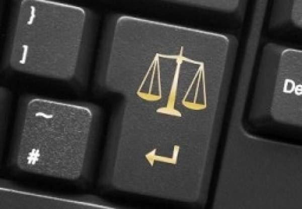 ΕΕ: Στα «σκαριά» η απονομή Δικαιοσύνης από…Ρομπότ!