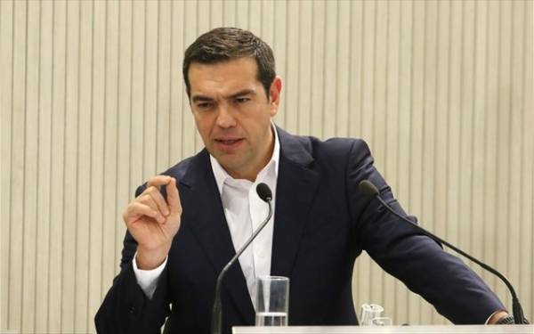 Τσίπρας: Μέχρι τέλος Δεκεμβρίου αναδρομικά 820 εκατ. ευρώ στους ένστολους