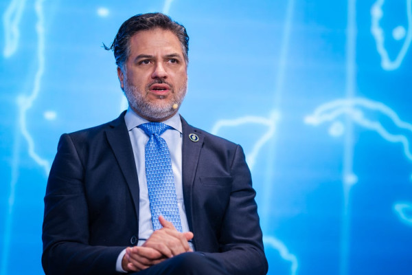 Volz (YΠΕΝ ΗΠΑ): Ο Κάθετος Διάδρομος μπορεί να υλοποιηθεί μόνο αν οι ελληνοαμερικανικές σχέσεις είναι ισχυρές