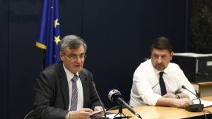 Χαρδαλιάς: Σε lockdown από την Πέμπτη Ιωάννινα και Σέρρες