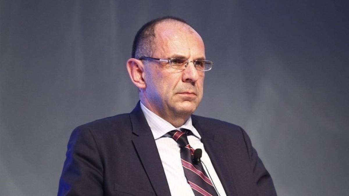 Γεραπετρίτης: Πανελλαδικό δίκτυο επιτήρησης για τις μεταλλάξεις του κορονοϊού