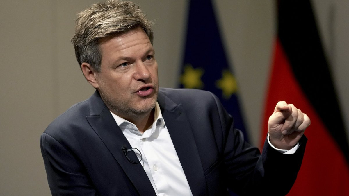 Χάμπεκ: Να περιμένουμε περαιτέρω μείωση της ροής ρωσικού αερίου