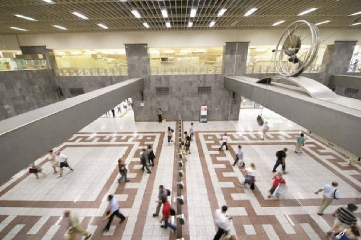 Άνοιξε ο σταθμός του μετρό στο Σύνταγμα