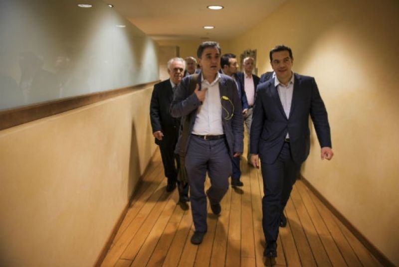 Αξιολόγηση: Στο ίδιο έργο θεατές…