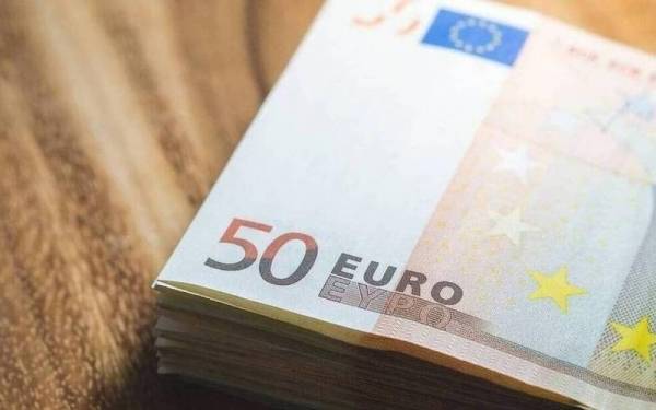Αποζημίωση ειδικού σκοπού: 379.167.200 ευρώ σε 473.959 επιχειρήσεις