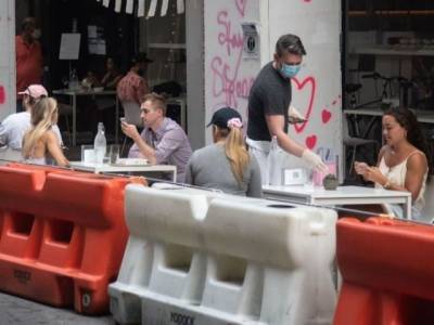 Νέα Υόρκη: Αυστηρότεροι έλεγχοι σε εστιατόρια και μπαρ