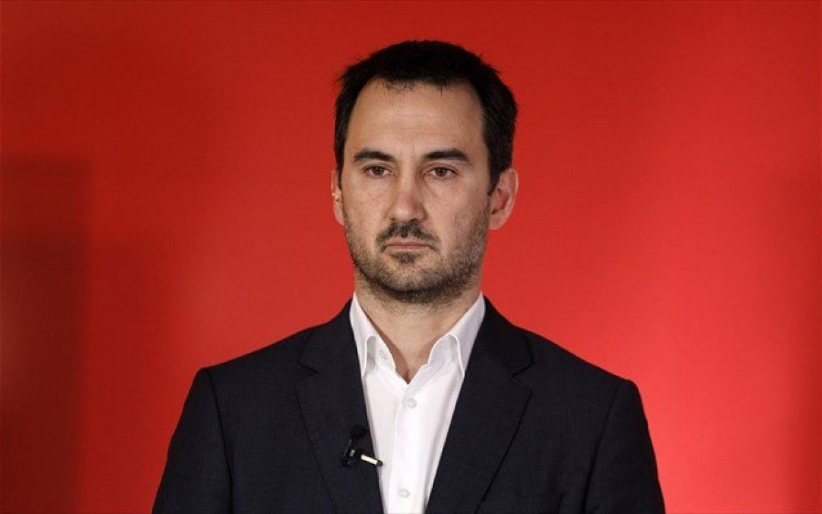 Χαρίτσης: Η Ελλάδα έχει την πιο ακριβή βενζίνη στην Ευρώπη
