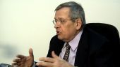 Μάνος: Θα τουφέκιζα τον Φίλη- Kαλύτερα να ακριβύνουν τη σπαλομπριζόλα