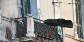 Επιχείρηση της ΕΛ.ΑΣ. για εκκενώσεις κτιρίων υπό κατάληψη στην Αχαρνών