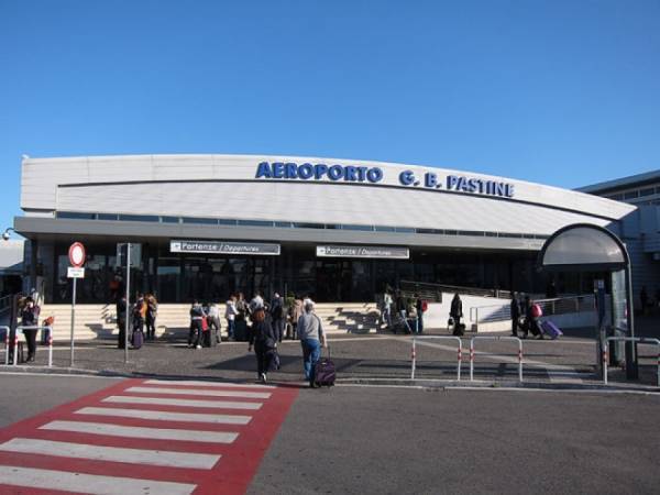Ιταλία: Κλειστό το αεροδρόμιο Τσιαμπίνο λόγω φωτιάς