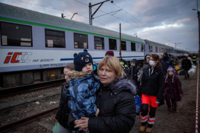 Ουκρανία: Οι Ρώσοι βομβαρδίζουν στρατηγικά τους σιδηροδρόμους