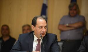 Σπίρτζης: Απειλούν με ΕΔΕ τους πυροσβέστες που έδωσαν «μάχη»