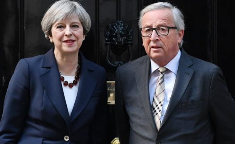 Πιθανή συνάντηση Γιούνκερ-Μέι για το Brexit