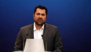 Ο Κρέτσος στέλνει στην ΕΕ τον έλεγχο αναρτήσεων στο Facebook