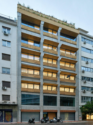 Αλλάζει χέρια το ιστορικό κτίριο στη Χρήστου Λαδά με ένοικο τη ΔΕΗ