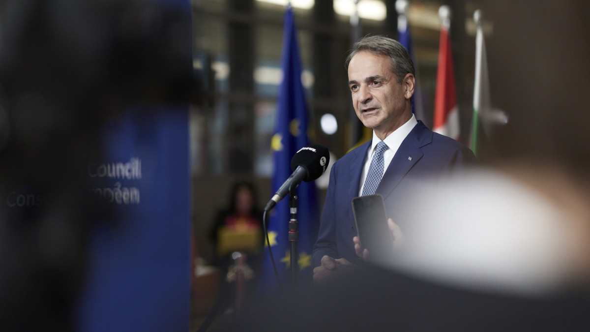 Μητσοτάκης από Βρυξέλλες: Ανοιχτό το ενδεχόμενο για νέα μέτρα στήριξης απέναντι στην ενεργειακή κρίση