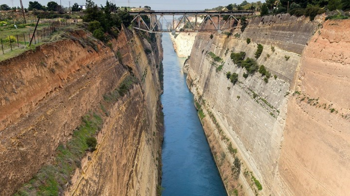 Διώρυγα της Κορίνθου: Περισυνελέγη σορός γυναίκας αγνώστων στοιχείων