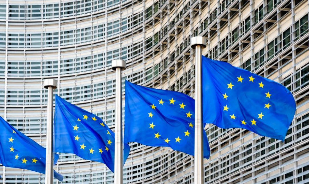 Κομισιόν: Ξεκίνησε δύο νέες νομικές διαδικασίες κατά της Βρετανίας