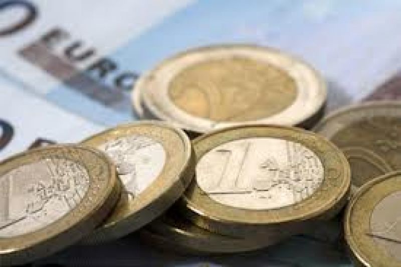 Τη Δευτέρα στη Βουλή το προσχέδιο του προϋπολογισμού - αυξημένοι φόροι και μειωμένες συντάξεις
