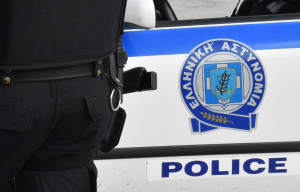 Λήξη συναγερμού στο κέντρο της Αθήνας: Δύο χαρτοφύλακες στα Πετράλωνα κινητοποίησαν τις Αρχές