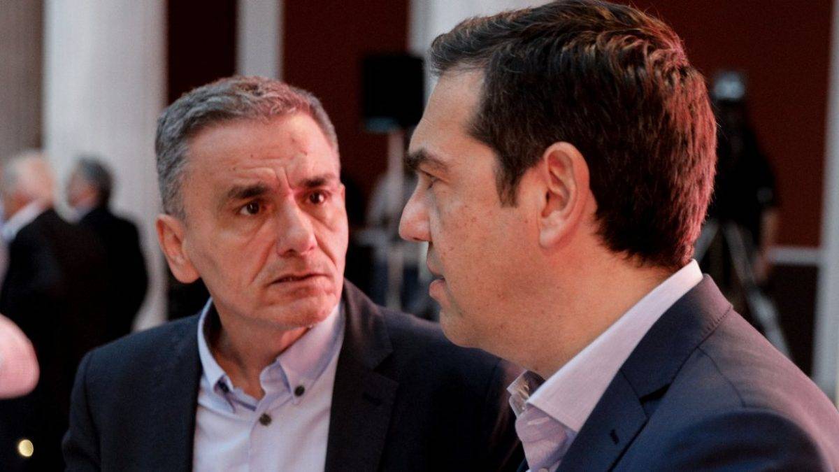 «Δικαιολογημένη» κατά τον ΣΥΡΙΖΑ η... απουσία Τσακαλώτου
