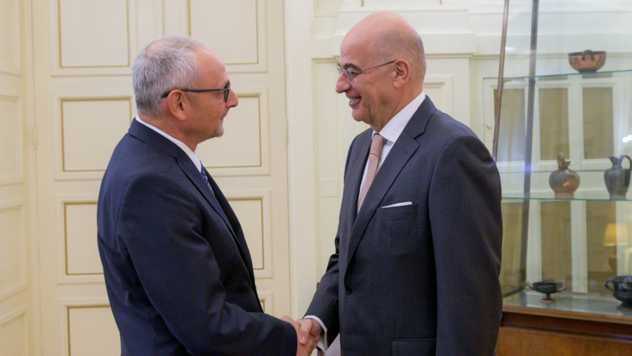 Συνάντηση Δένδια με τον νέο πρέσβη του Ισραήλ- Η ατζέντα