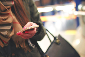 Απάτη με SMS για δήθεν δέμα από τα ΕΛΤΑ