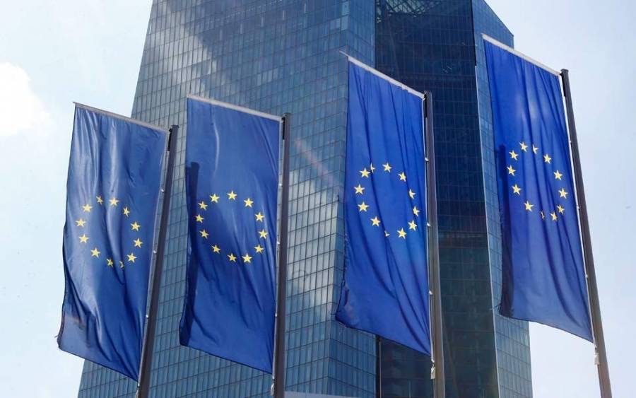 Τα «μαζεύει» ο Ολλανδός ΥΠΟΙΚ-Παραμένει αρνητικός για ευρωομόλογα