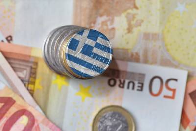 Έξοδα μεγαλύτερα απ&#039;το εισόδημά του έχει το 61% των Ελλήνων