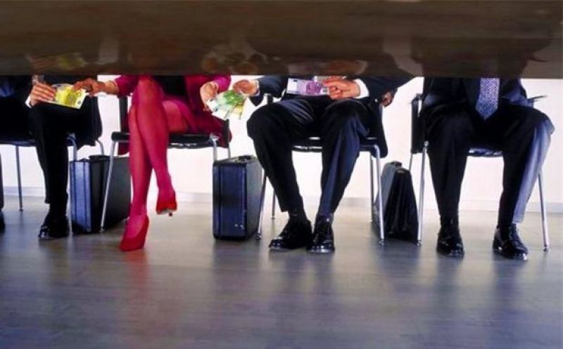 "Βασίλειο της διαφθοράς" η Ελλάδα- Καταγράφει από τα υψηλότερα ποσοστά στην ΕΕ