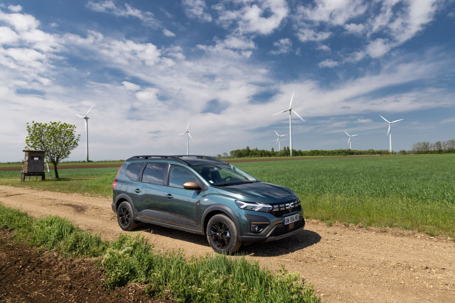 Οι πωλήσεις του Dacia Sandero αυξήθηκαν κατά 24% μέσα σε ένα χρόνο