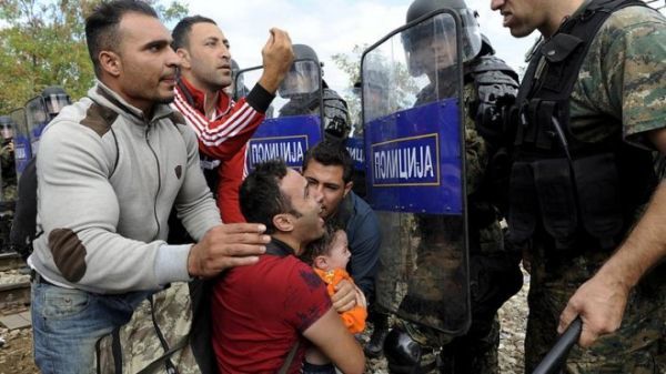 ΠΓΔΜ: Θέλουν φράχτη στα σύνορα με την Ελλάδα