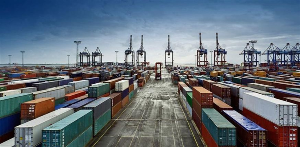 Το 82% των ελληνικών εξαγωγών από Αττική, Μακεδονία και Πελοπόννησο
